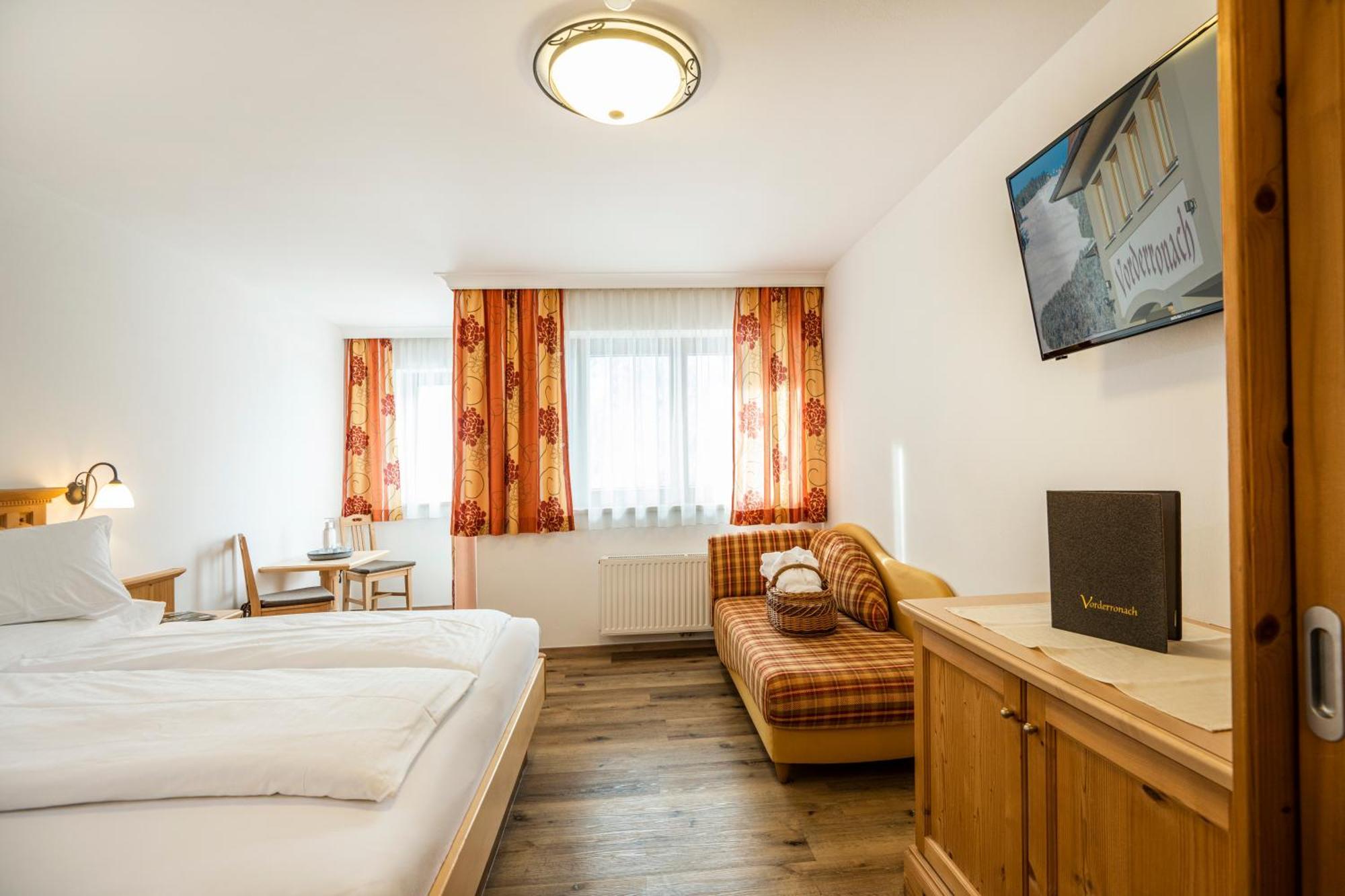 Vorderronach Hotel